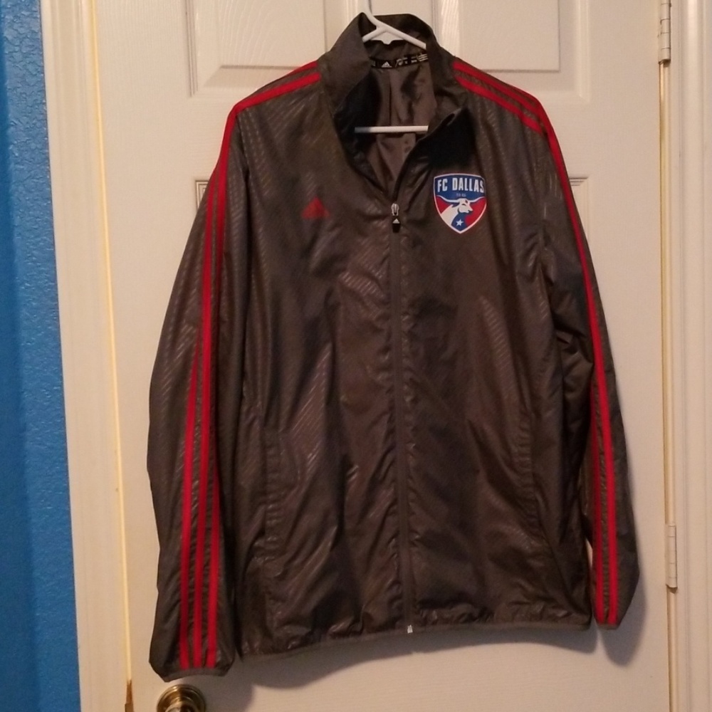 Men size medium FC Dallas windbreaker by Adidas